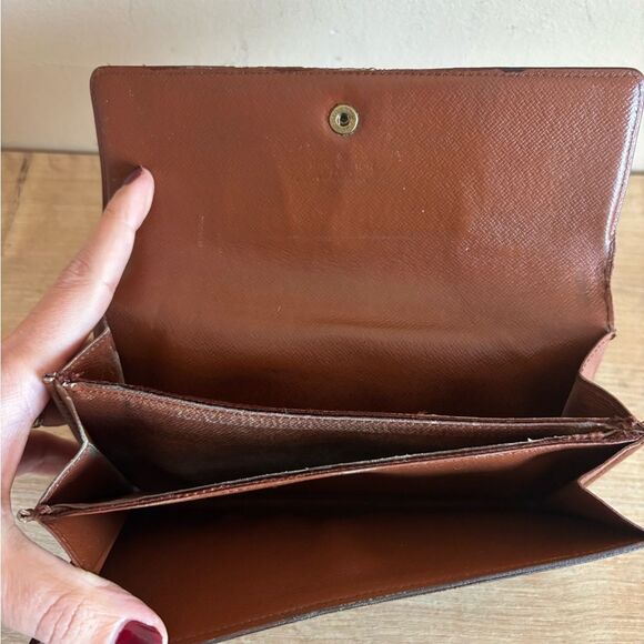 Authentic monogram long wallet - Picture 5 of 7